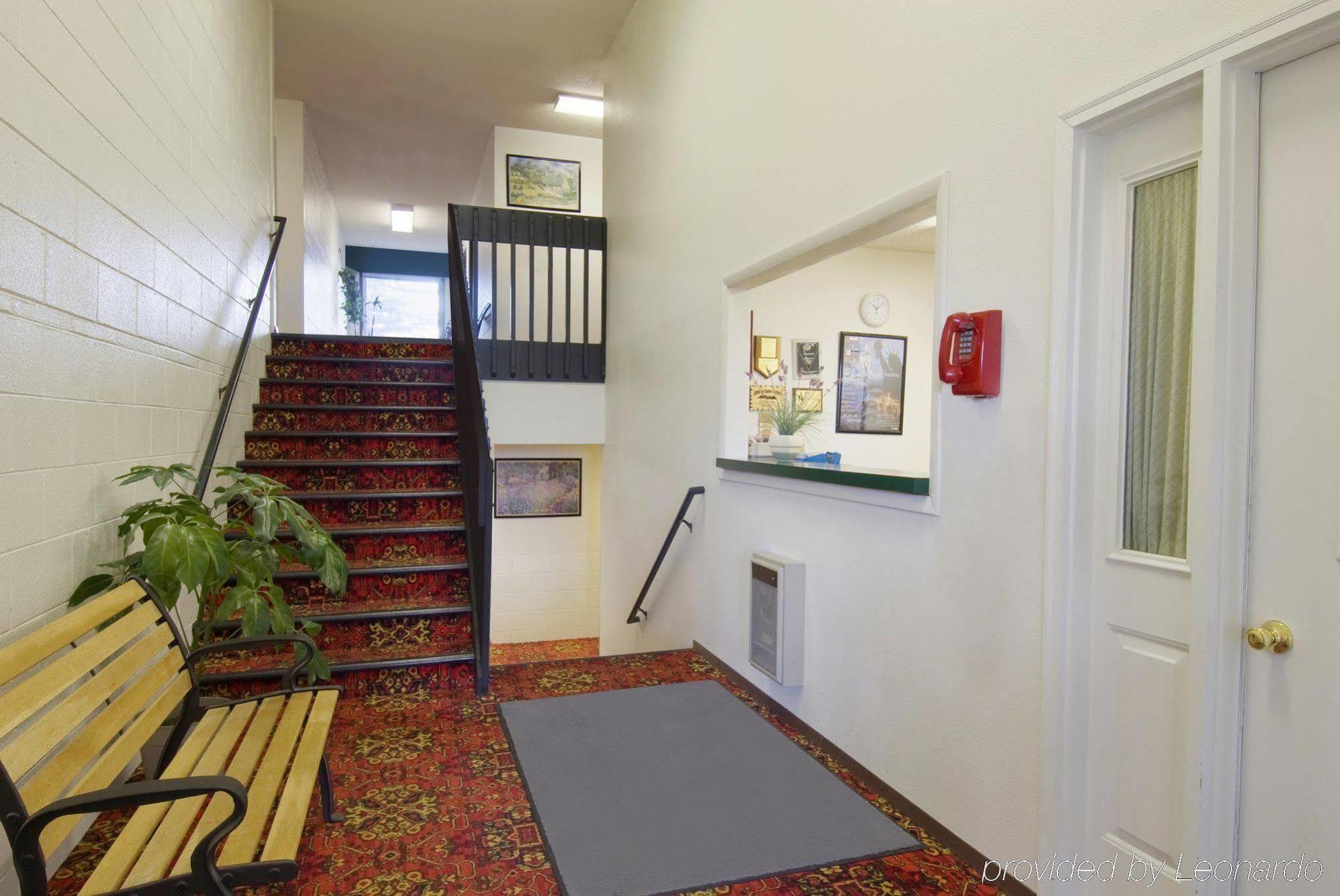 Americas Best Value Inn Laramie Dalaman gambar